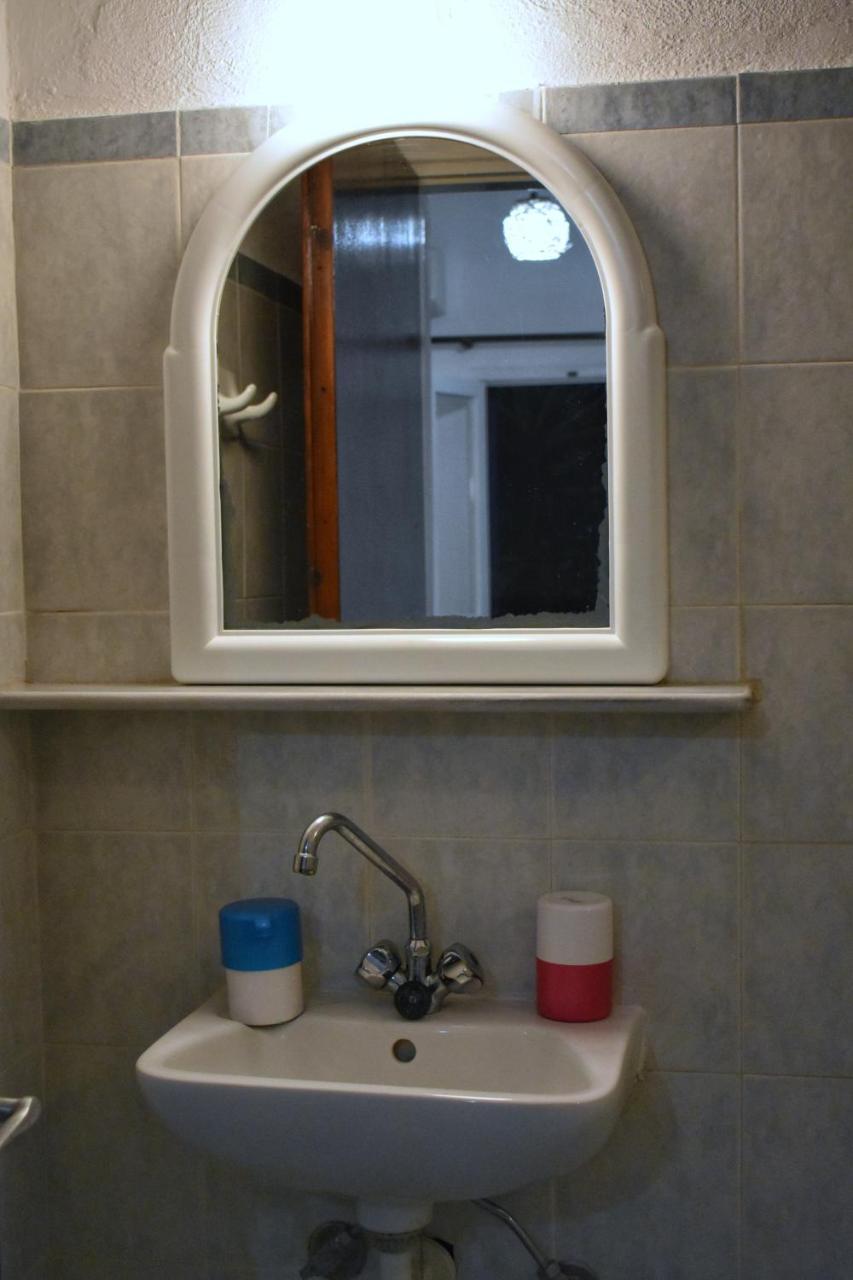 Hotel Alisahni Vári Zewnętrze zdjęcie